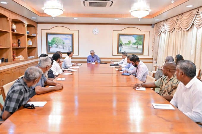 ކަންނެލި މަސްވެރީންގެ ކަންބޮޑުވުންތަކަށް ދެމެހެއްޓެނިވި ހައްލެއް ހޯދައިނުދެވޭނަމަ ސިނާއަތް ނެތި ހިނގައިދާނެކަމުގެ ބިރު އެބައޮތް: ބީކޭއެމްޔޫ