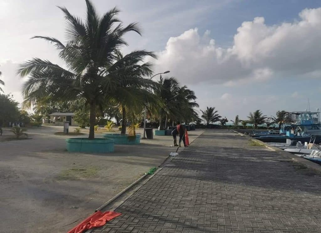 ބ އަތޮޅު ކައުންސިލުން ދެމުން އައި ކަނޑު ލައިސަންސްގެ ޚިދުމަތް ވަގުތީގޮތުން މެދުކަނޑާލައިފި