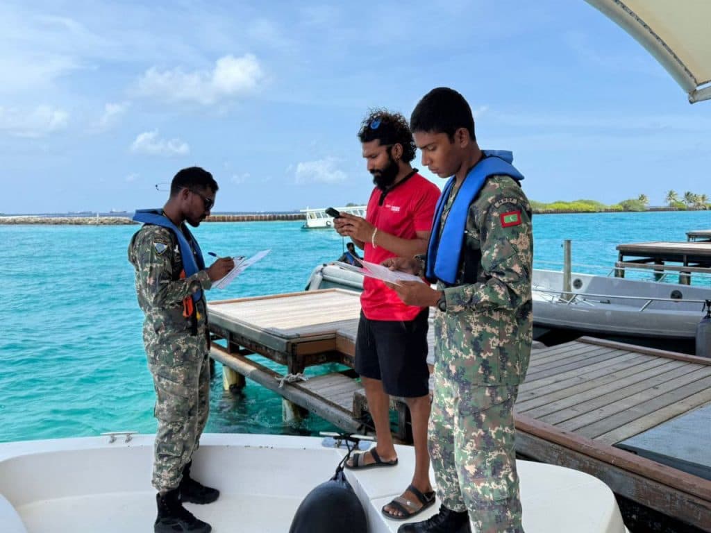 ކަނޑު ދަތުރުކުރާ އުޅަނދުފަހަރު ޗެކްކުރަން ޚާއްސަ އޮޕަރޭޝަނެއް