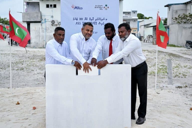 ނައިފަރުގައި އައިސް ޕްލާންޓް ގާއިމުކުރަން ބޭނުންވާ އީއައިއޭ ހަދައިދޭނެ ބަޔަކު ހޯދަނީ