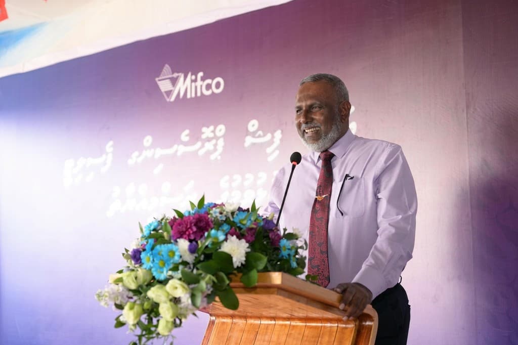 މިފްކޯގެ ސީއީއޯކަމުގެ މަގާމުން ފަރުހަތު އިސްތިއުފާ ދެއްވައިފި