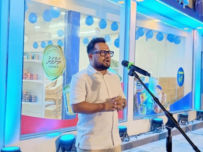 އައްޑޫ މަސްފިހާރައާއެކު އައްޑޫ ރައްޔިތުންނަށް މިފްކޯގެ އުފެއްދުންތައް ލުއި އަގެއްގައި މެދުނުކެނޑި ލިބޭނެ ގޮތް ހަމަޖެހިގެންދާނެ: ސީއީއޯ
