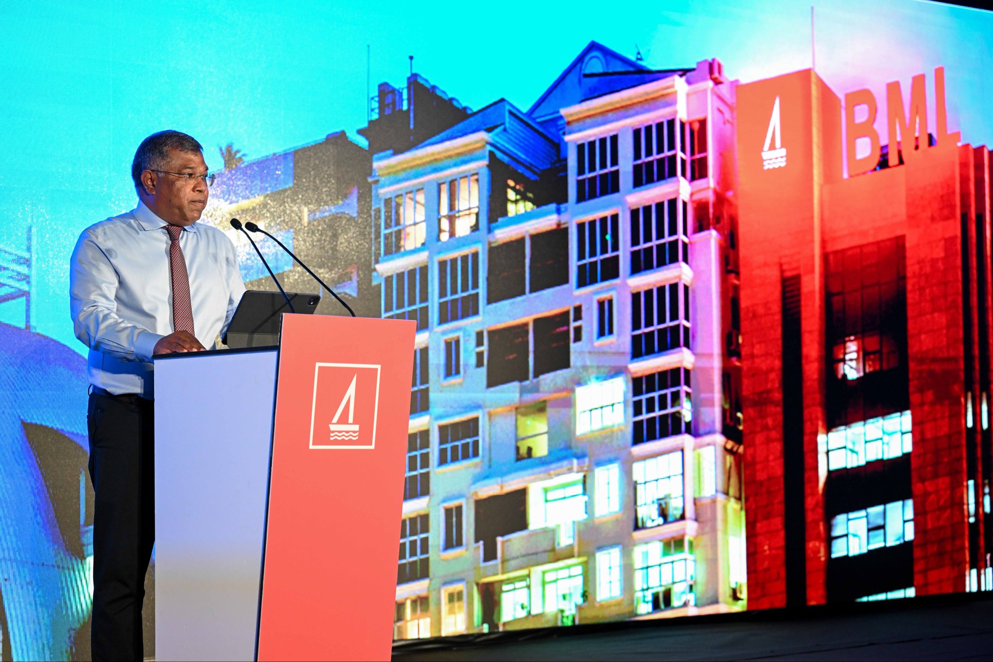 ބީއެމްއެލްއިން މަސްވެރިންނަށް ލޯނު ދޫކުރަން ފެށުމަކީ ސިނާއަތަށް ލިބިގެންދިޔަ ވަރަށް ބޮޑު ކުރިއެރުމެއް- ސީއީއޯ ޝަރީފް