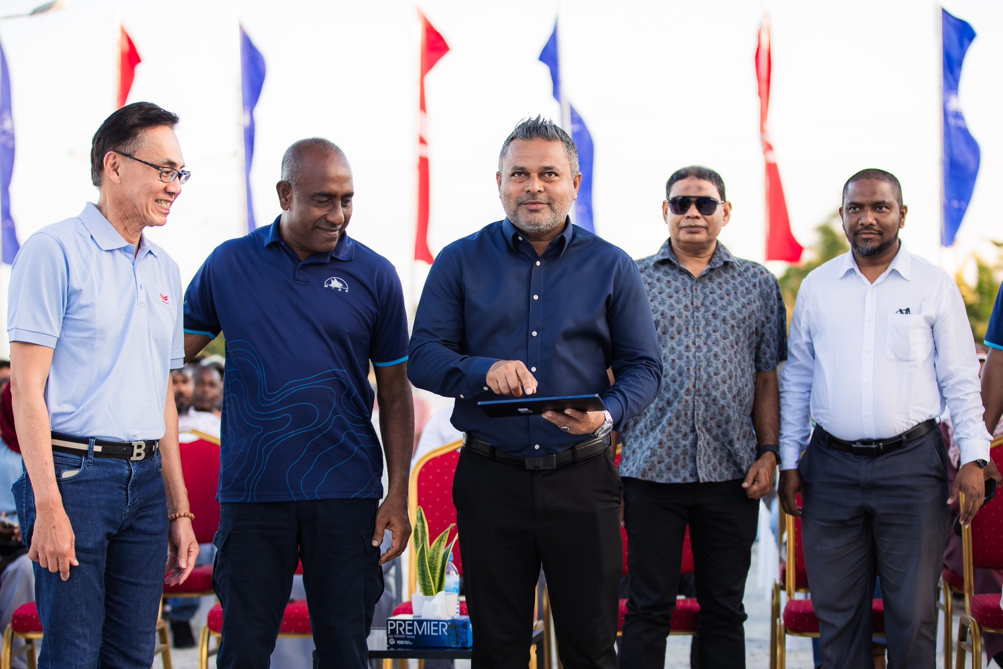 އެމްޓީސީސީއާއި ޔަންމާ ގުޅިގެން ރާއްޖެއަށް ޚާއްސަ ލޮނުން މަސް ފިނިކުރާ ނިޒާމެއް ތައާރަފްކޮށްފި