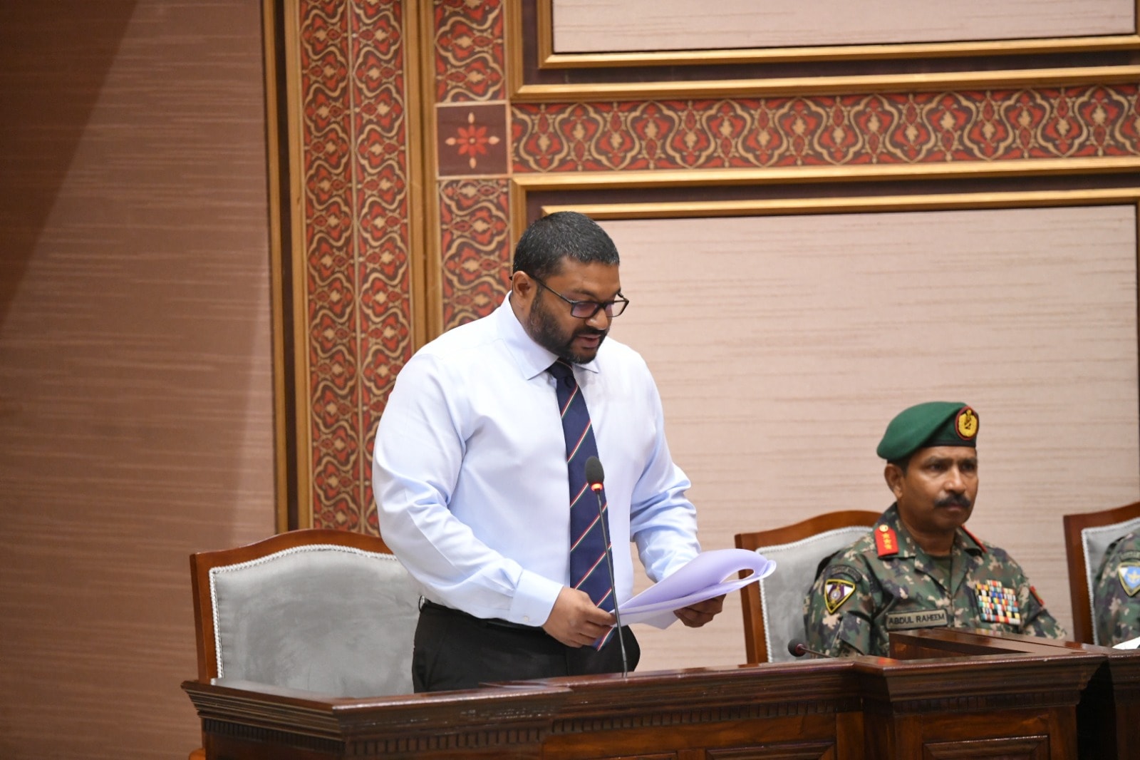އިންޑިއާ ސިފައިން މަސް ދޯނިތަކަށް އެރީ ސެޓެލައިޓް ފޯން ބޭނުންކުރޭތޯ ކަށަވަރުކުރަން: ޣައްސާން