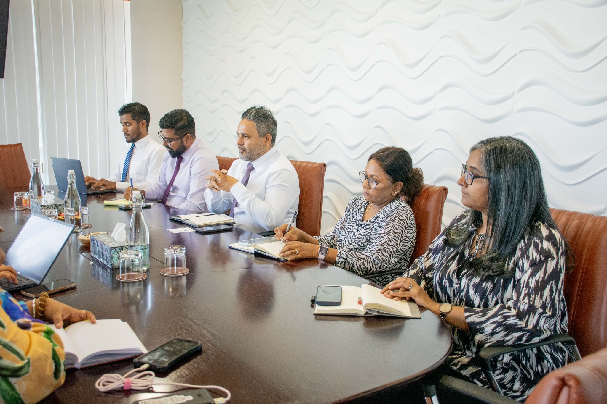 މަސްވެރިކަމުގެ ސިނާއަތް ތަރައްގީކުރުމަށް ވޯލްޑް ބޭންކުން އިތުރަށް އެހީތެރިވެވިދާނެ ގޮތްތަކާމެދު މަޝްވަރާކޮށްފި