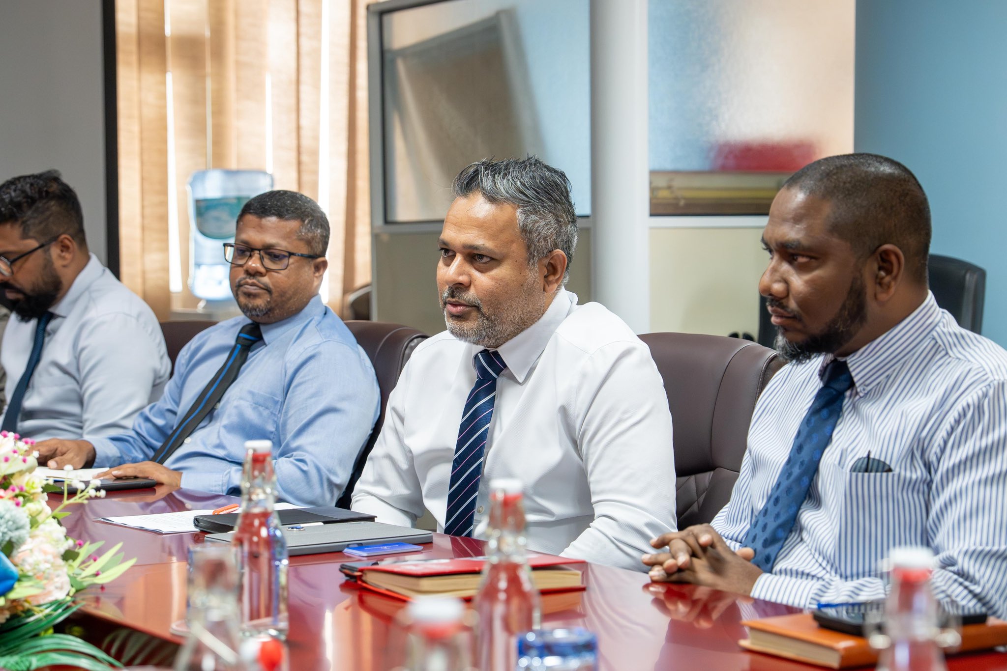 އިނގިރޭސިވިލާތުގެ ބާޒާރުގައި ދިވެހި މަހުގެ އުފެއްދުންތަކަށް އޮތް ފުރުސަތުތައް ފުޅާކުރުމަށް މަޝްވަރާކޮށްފި