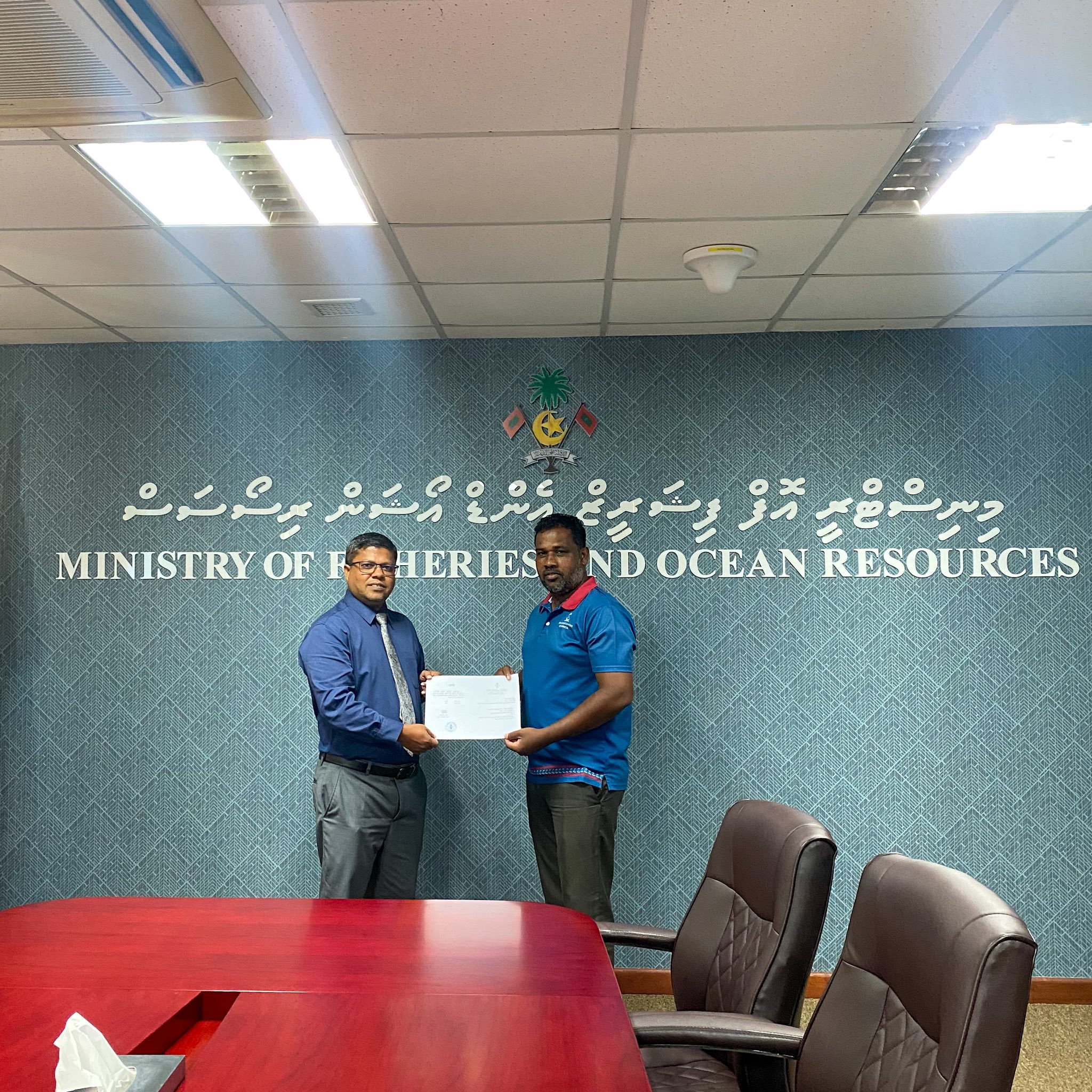 Land registry for FAD center in Funadhoo handed over to Fisheries Ministry