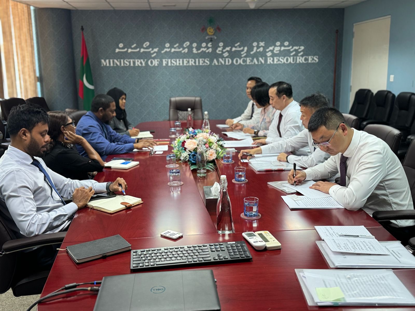 ރާއްޖެ-ޗައިނާ: މަސްވެރިކަމުގެ ދާއިރާއިން އެއްބާރުލުންދެވިދާނެ ގޮތްތަކާމެދު މަޝްވަރާކޮށްފި