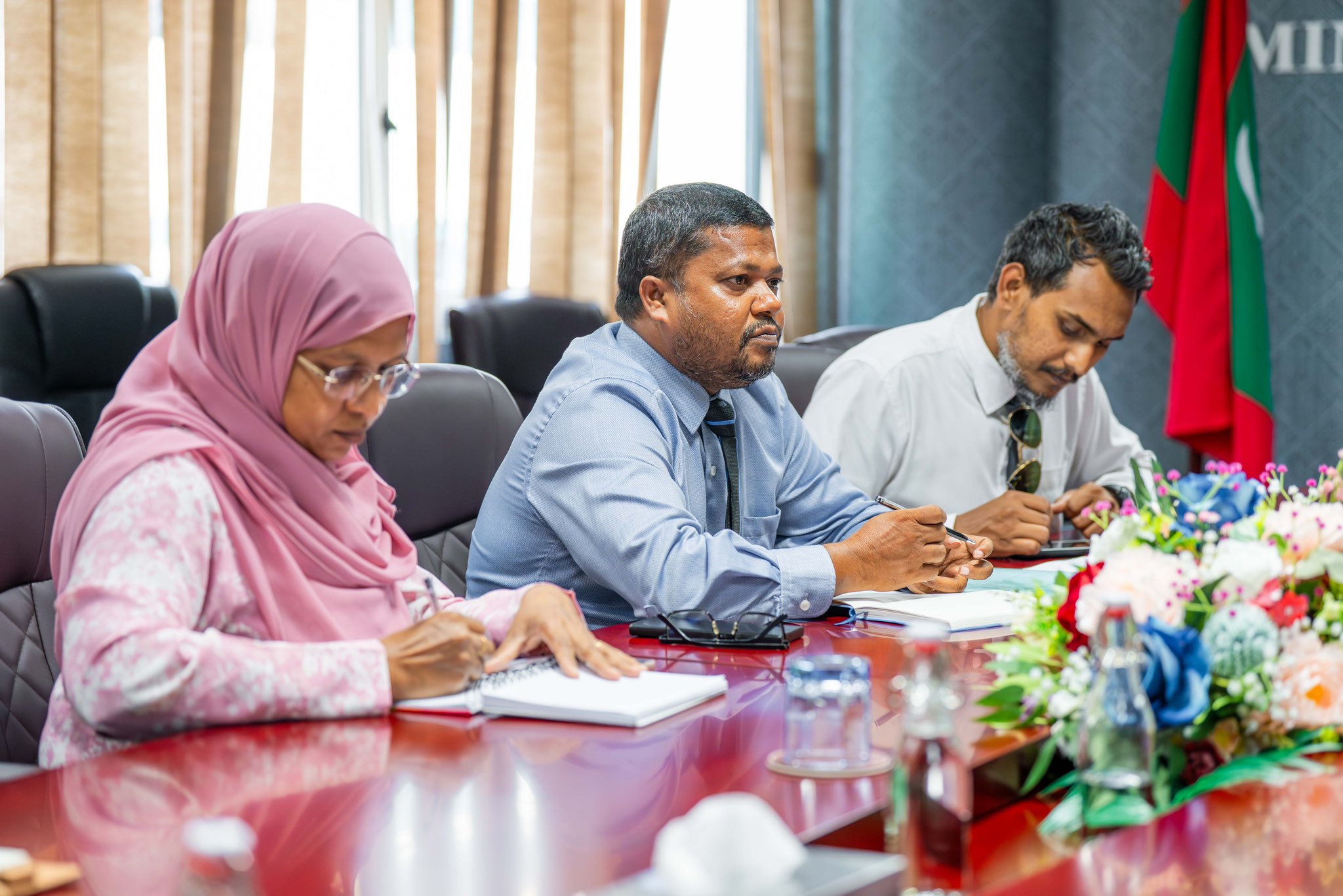 ނެއްލައިދޫ ކައިރީ ވަދުކަނދުފައްޗެއް ގާއިމުކުރުމަށް މަޝްވަރާކޮށްފި