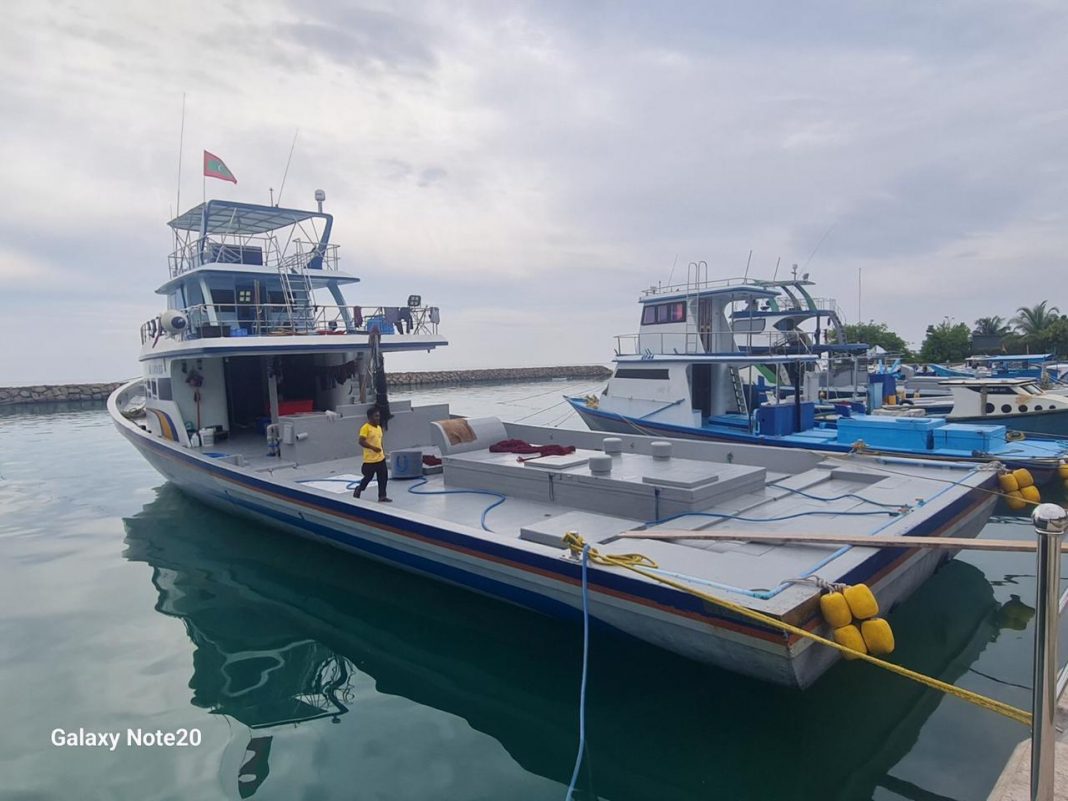 "Dhoores" fishing boat operating in Mulah up for sale