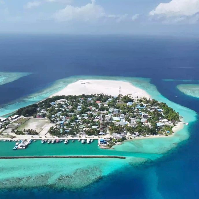ފީއަލީ ބަނދަރުގައި ޑިންގީ އަދި ކުދި ދޯނިފަހަރު އެޅުމަށް ޚާއްޞަ ސަރަޙައްދެއް ކަނޑައަޅައިފި