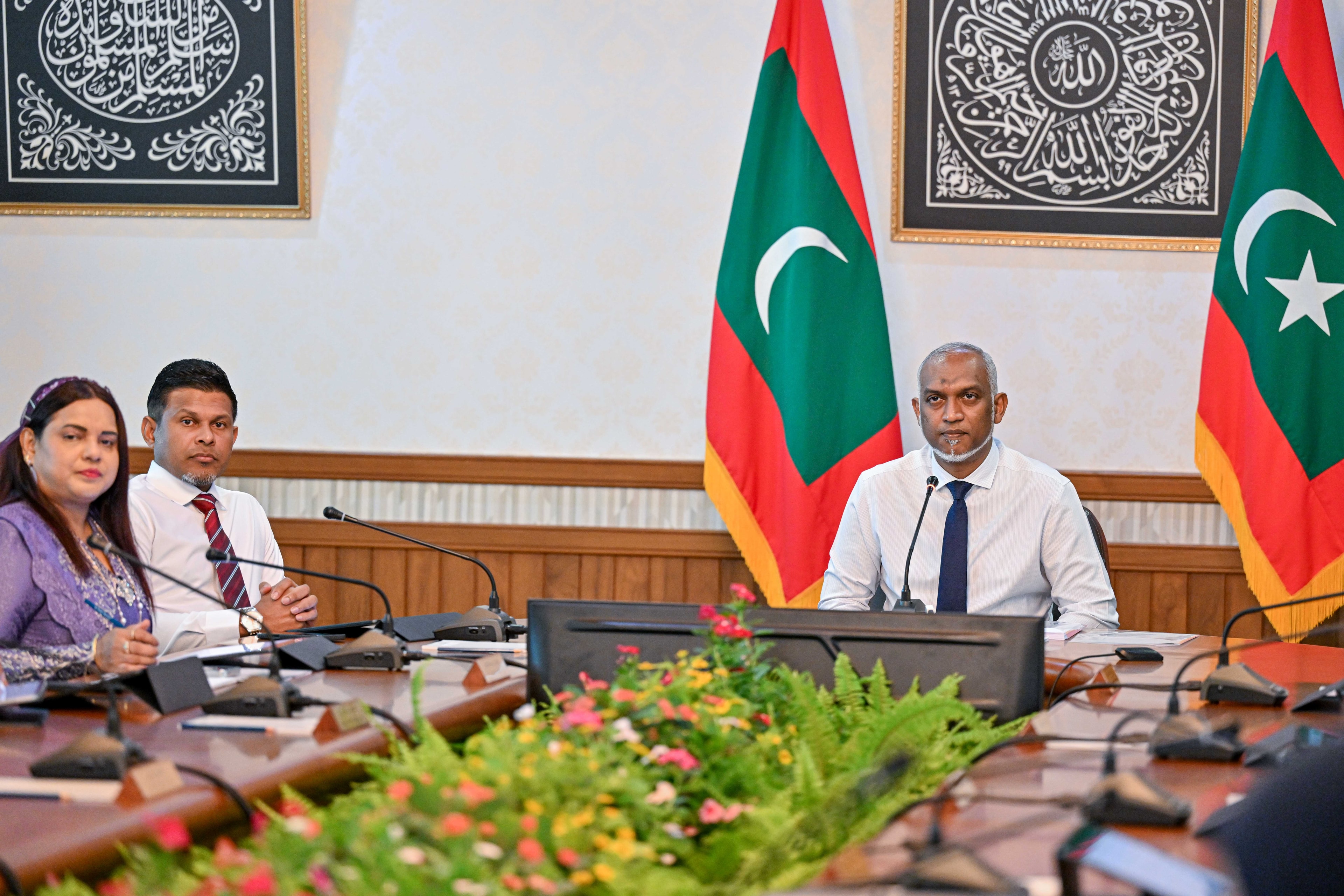 ދިވެހިރާއްޖޭގެ ކަނޑުގެ ސަރަޙައްދުން ތެލާއި ގޭސް އަދި މަޢުދަން ހޯދައި ނެގުމަށް ޚާއްޞަ ޤާނޫނީ އޮނިގަނޑެއް އެކުލަވާލަނީ
