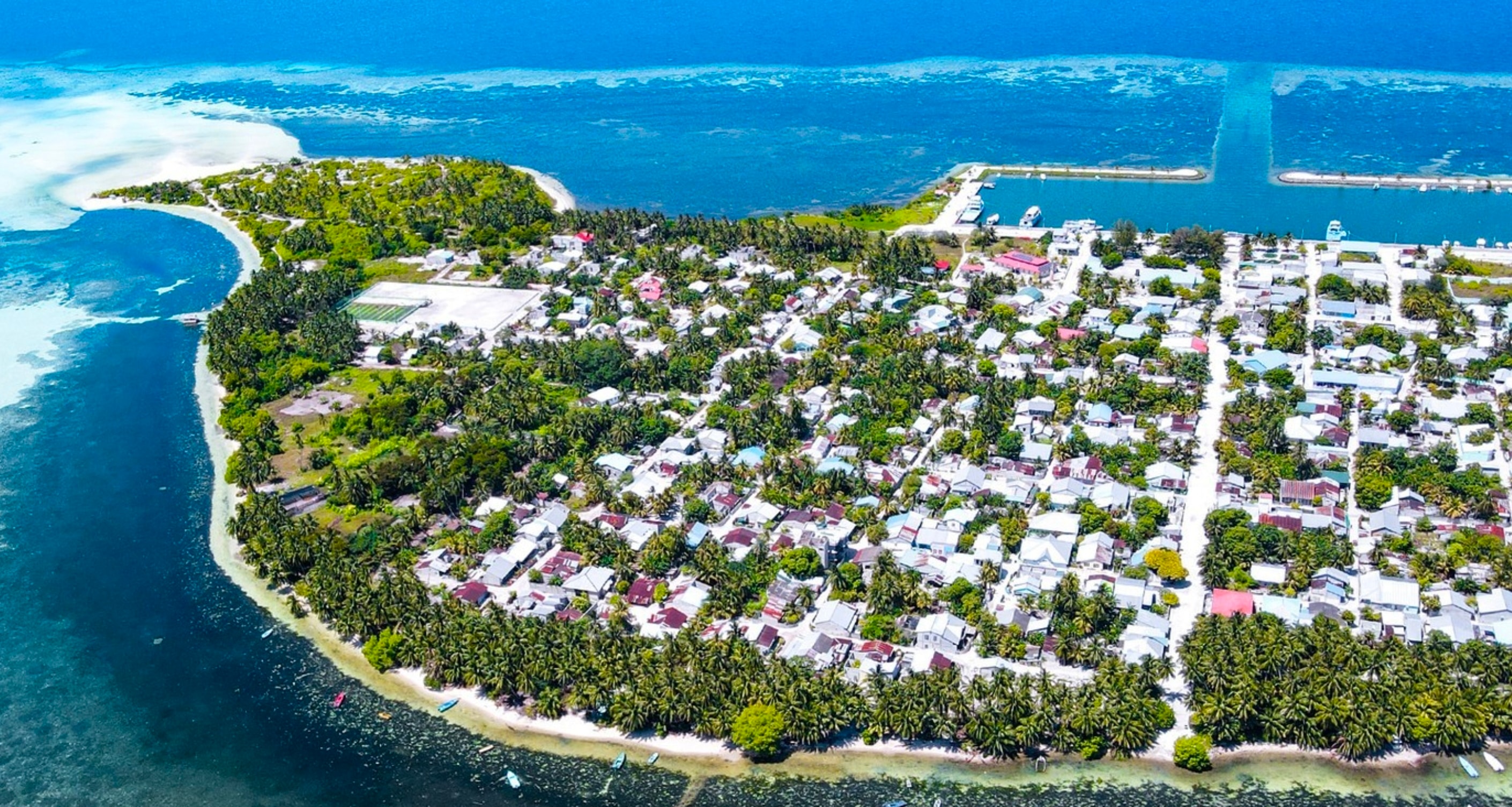 މޫދުވިނަ ހައްދަން ގެމަނަފުށީ ފަޅުން ބިން ދޫކުރަނީ