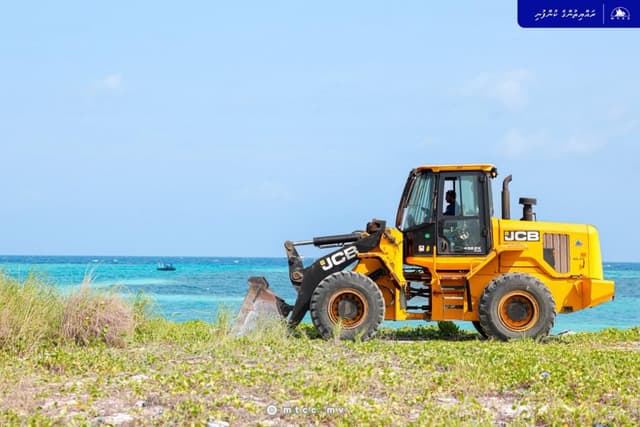 އޮޅުވެލި ބަނދަރު ތަރައްގީކުރުމުގެ މަޝްރޫއުގެ އަމަލީ މަސައްކަތް ފަށައިފި