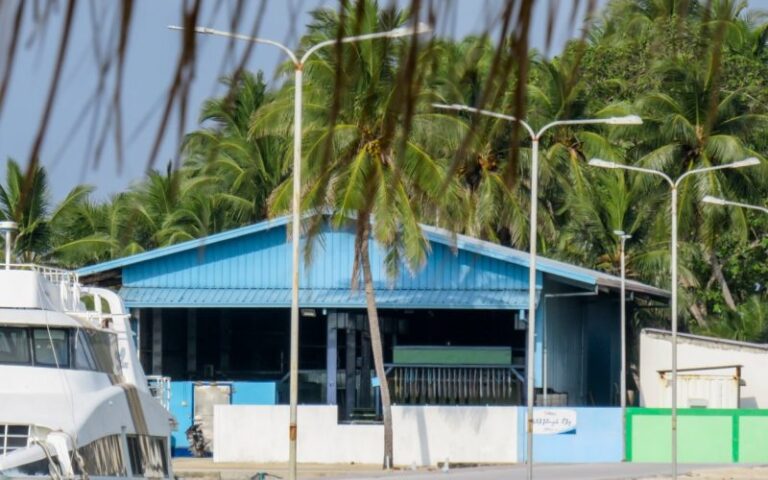 ހއ. އިހަވަންދޫ އައިސްޕްލާންޓު މަރާމާތުކޮށް މަސްވެރިންނަށް އައިސް ދޫކުރަން ފަށައިފި