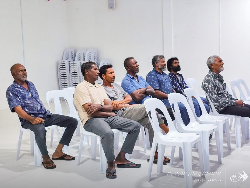 މަޑުއްވަރީ ކައުންސިލުން މަސްވެރިންގެ ދަފްތަރާ ގުޅޭ މައުލޫމާތު ސެޝަނެއް!
