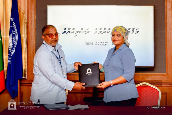 ފިޝަރީޒް ކޮލެޖްގެ ޑީންއަކަށް ޑރ. ރިޔާޒު!