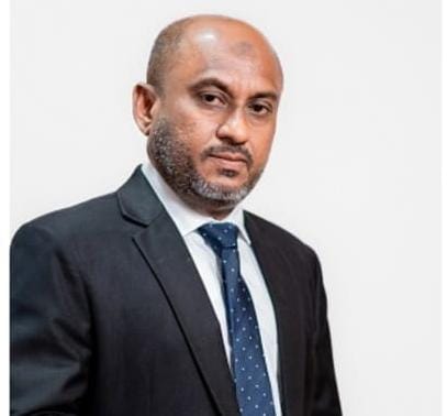 މިފްކޯގެ ޗެއަރޕަރސަންކަމުން ޝަރީފް ވަކިކޮށް، މަސްވެރިކަން ޕްރޮމޯޓްކުރާ ކުންފުނީގެ ޗެއަރޕަރސަންއަކަށް އައްޔަންކޮށްފި