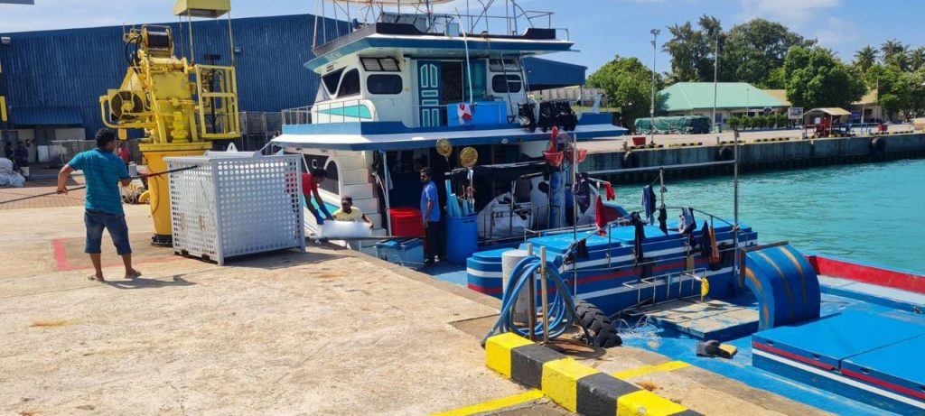 ފެލިވަރާއި ކޫއްޑޫން ތެޔޮ ލިބޭގޮތް ހަދައިފި، އަދިވެސް ބޯޓްތަކުން ތެޔޮ ލިބޭގޮތެއް ނުވޭ!