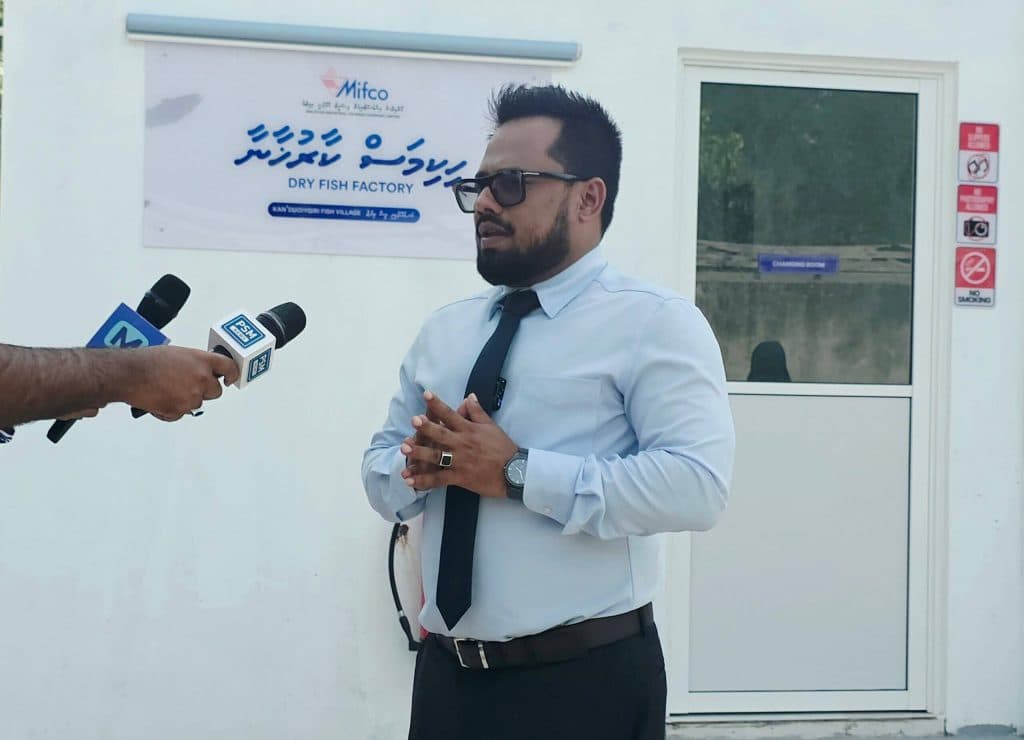 ކަނޑުއޮތްގިރީގައި ހިކިމަސް ކާރުޚާނާއެއް ހުޅުވުމަކީ ގައުމީ ބާޒާރަށް ޚާއްސަކޮށް އުފައްދާ އުފެއްދުންތައް ފުޅާކުރުމަށް އެޅުނު މުހިންމު ފިޔަވަޅެއް: މިފްކޯ ސީއީއޯ